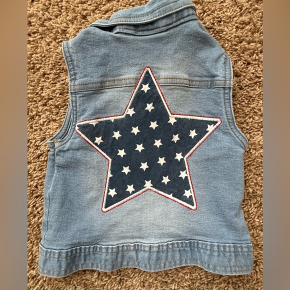 Nannette Kids Denim Vest | Stars & Stripes | Patriotic Back Star | Size 4–5T - Picture 3 of 4